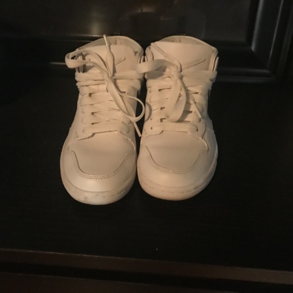 Nike x Riccardo Tisci - Picture 3 of 7